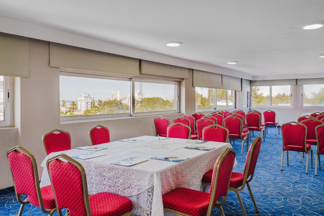Uptown Bueyuek Anadolu Girne Hotel エクステリア 写真