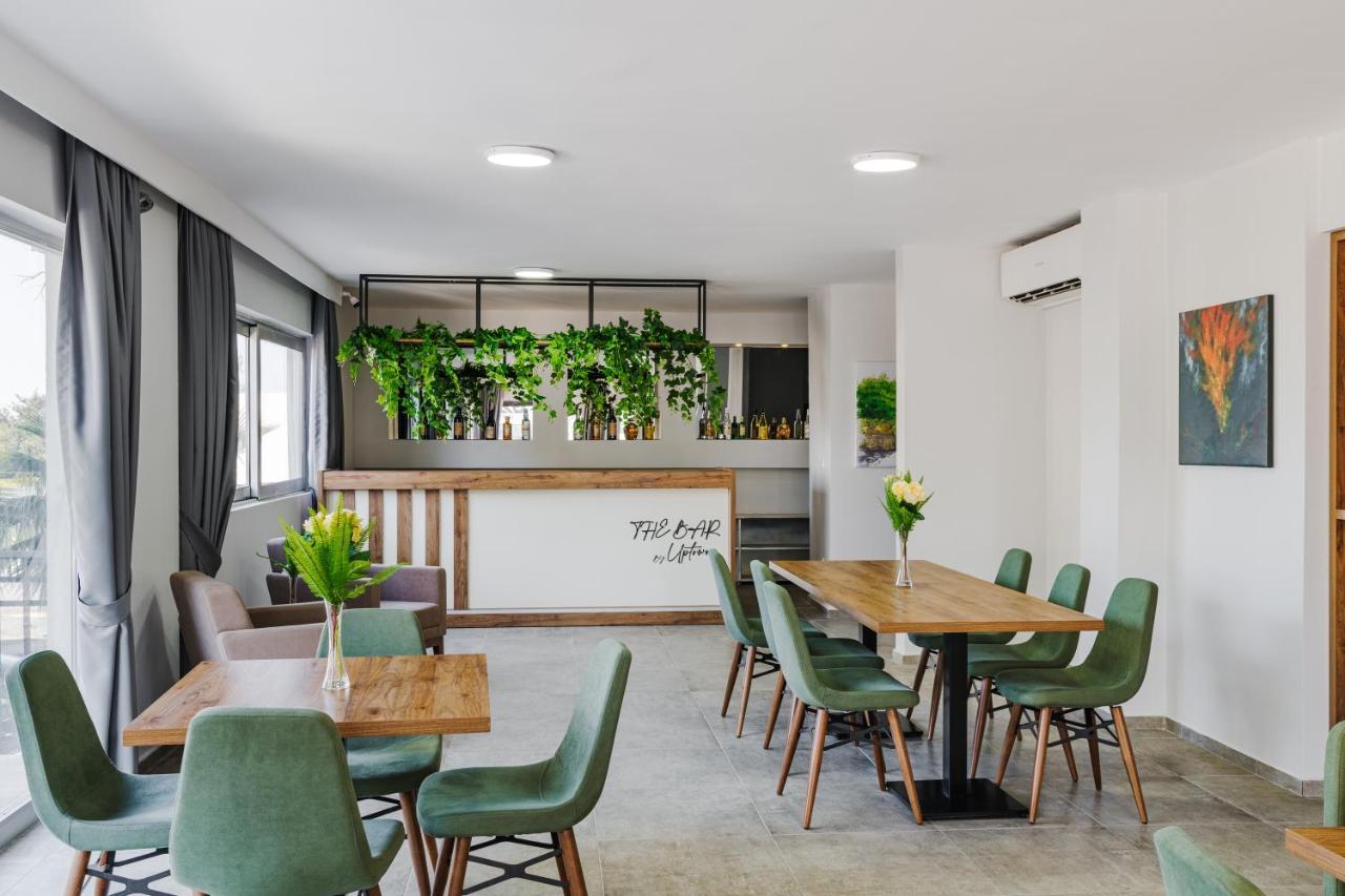 Uptown Bueyuek Anadolu Girne Hotel エクステリア 写真