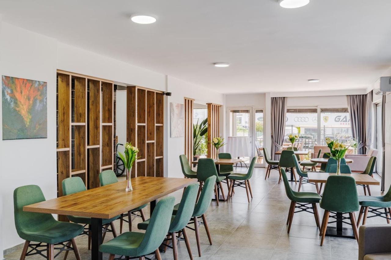 Uptown Bueyuek Anadolu Girne Hotel エクステリア 写真