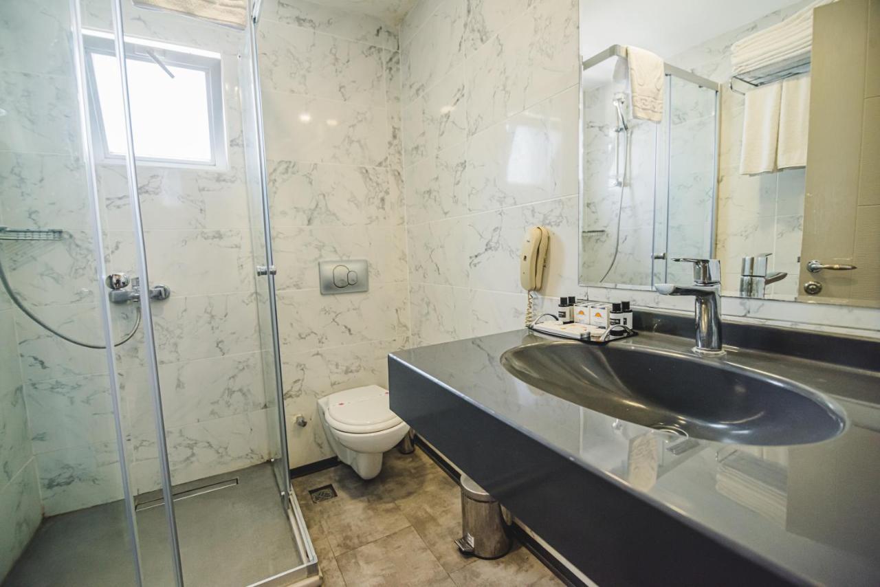 Uptown Bueyuek Anadolu Girne Hotel エクステリア 写真